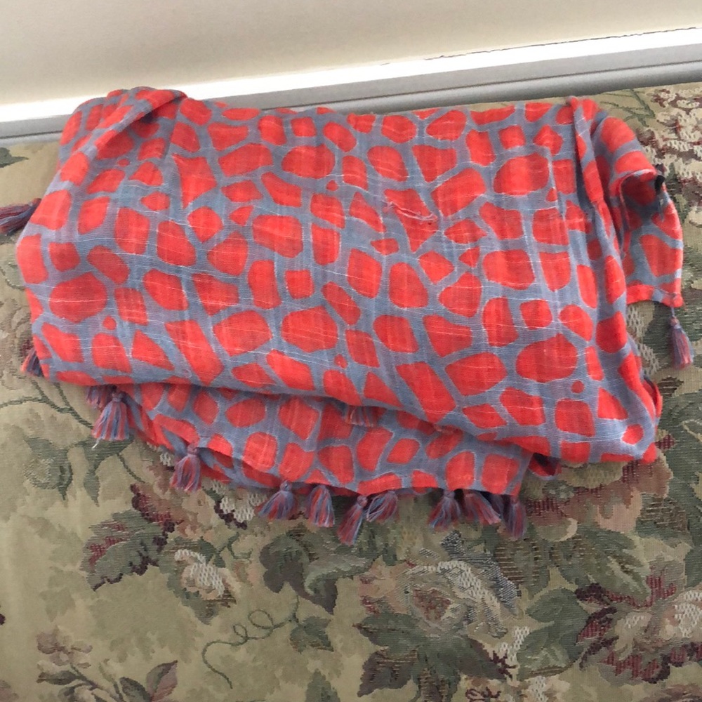 J.mclaughlin scarf